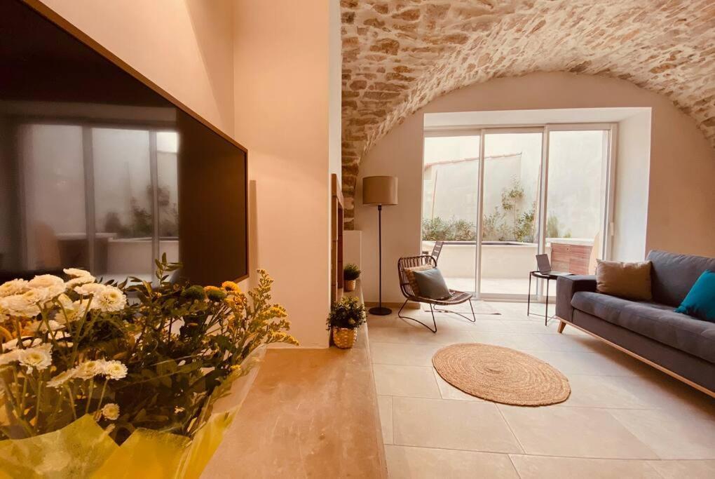 Terra Nostra - Townhouse - Swimming Pool Βίλα Νιμ Εξωτερικό φωτογραφία